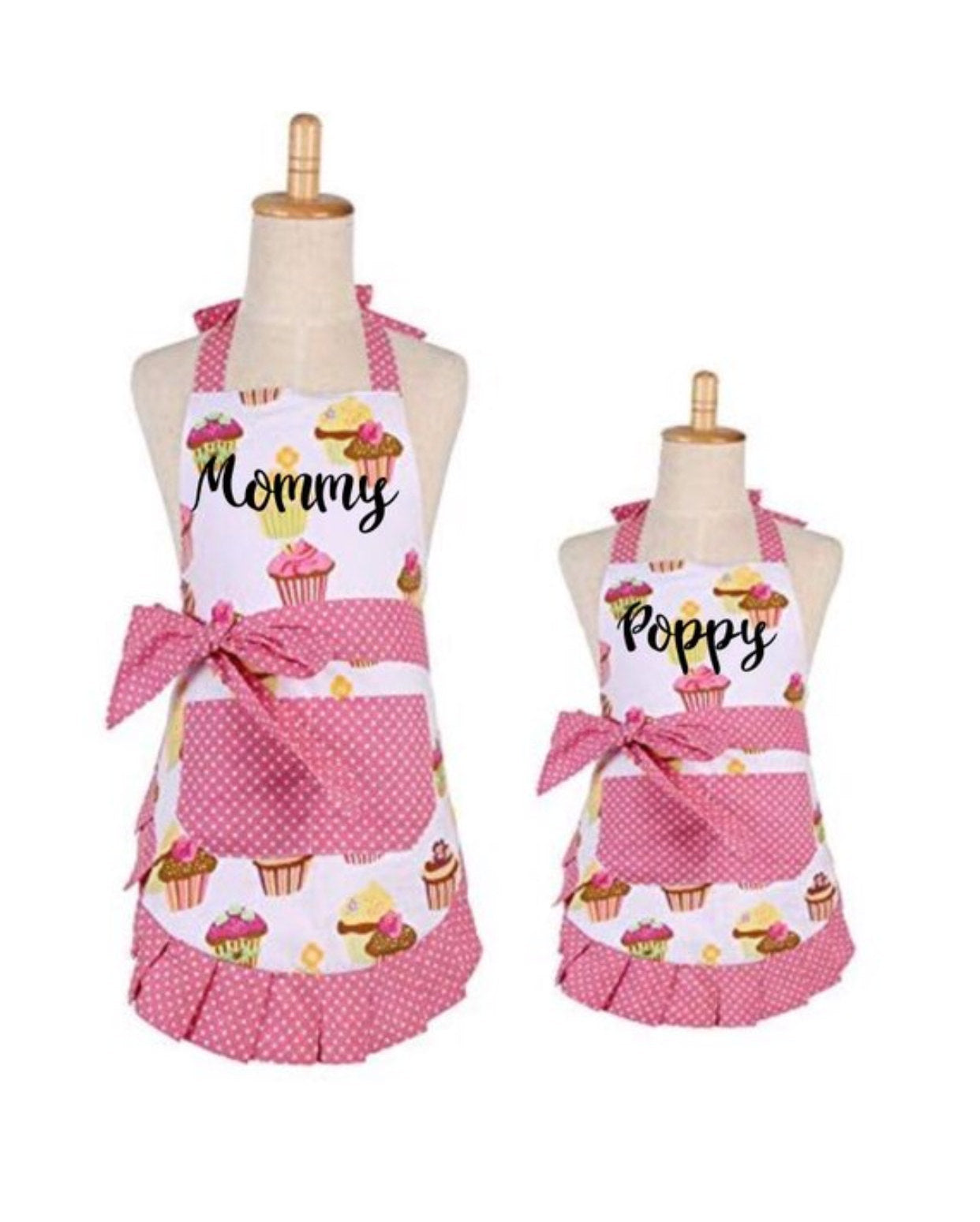 Mommy and me aprons, mom and kid cooking apron set, personalized apron, mommy and me set, cupcake apron set, matching aprons, custom aprons