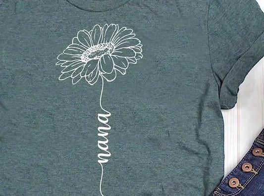 Mama shirt| Mama flower shirt| mama tee| gift for mama| gift for her| mama shirt| mothers day gift shirt