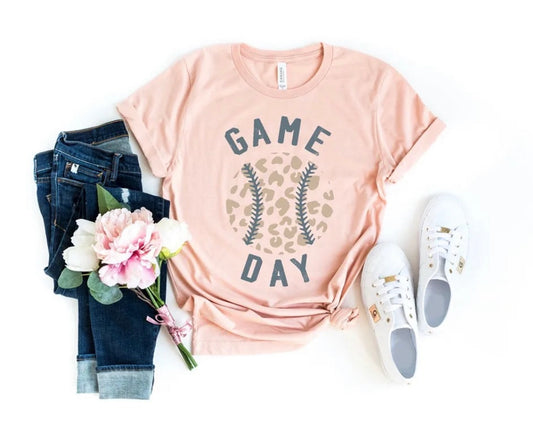 Soft ball tee| baseball mom tee| softball mom shirt| baseball mom shirt| softball shirt| Game day shirt