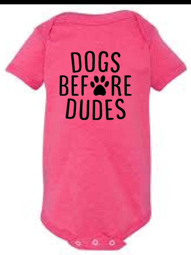 Dogs before dudes shirt| Dog mom shirt| Dog lover shirt| Dog lover gift| Gift for her| Gift for Dog mom| Dogs before dudes t-shirt| Dog mama